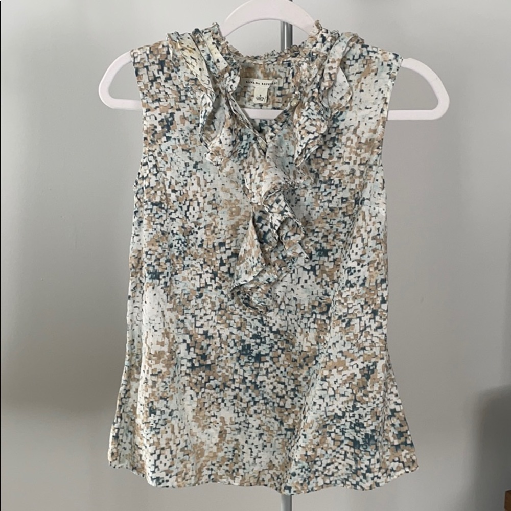 Banana Republic | Ruffle Blouse